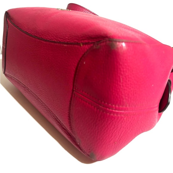 Kate Spade Pink Shoulder Bag with Modern Design - Picture 3 of 11